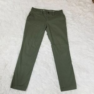 Gap Broken-In Straight Olive Green Khakis 00P